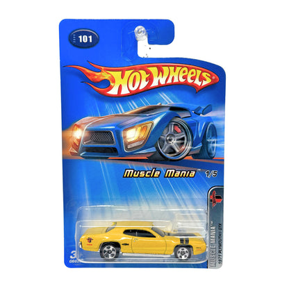 Hot Wheels Muscle Mania 1971 Plymouth GTX 1:64 Diecast Yellow