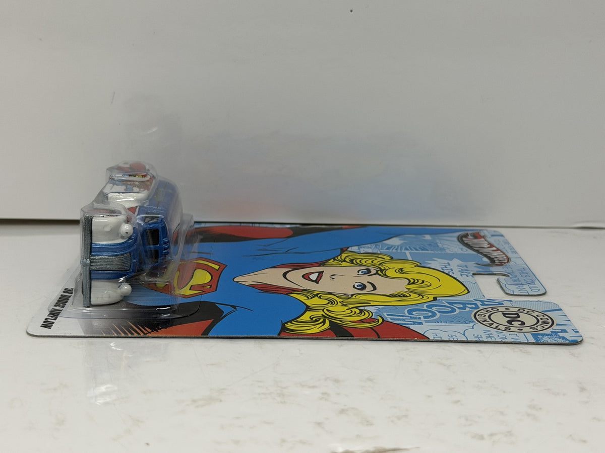 Hot Wheels DC Originals Supergirl 1938 Dodge Airflow 1:64 Diecast Real Riders
