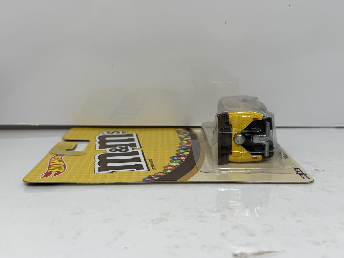 Hot Wheels M&M's Volkswagen Drag Bus 1:64 Diecast Real Riders