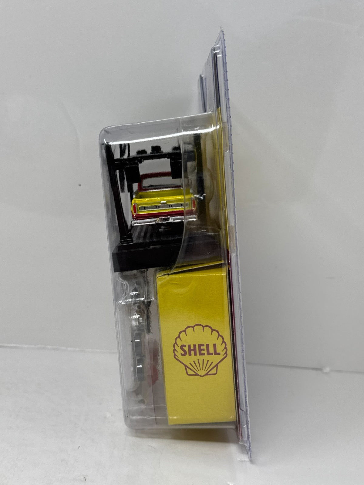 M2 Machines Model Kit Shell 1969 Ford F-100 Ranger Truck 1:64 Diecast