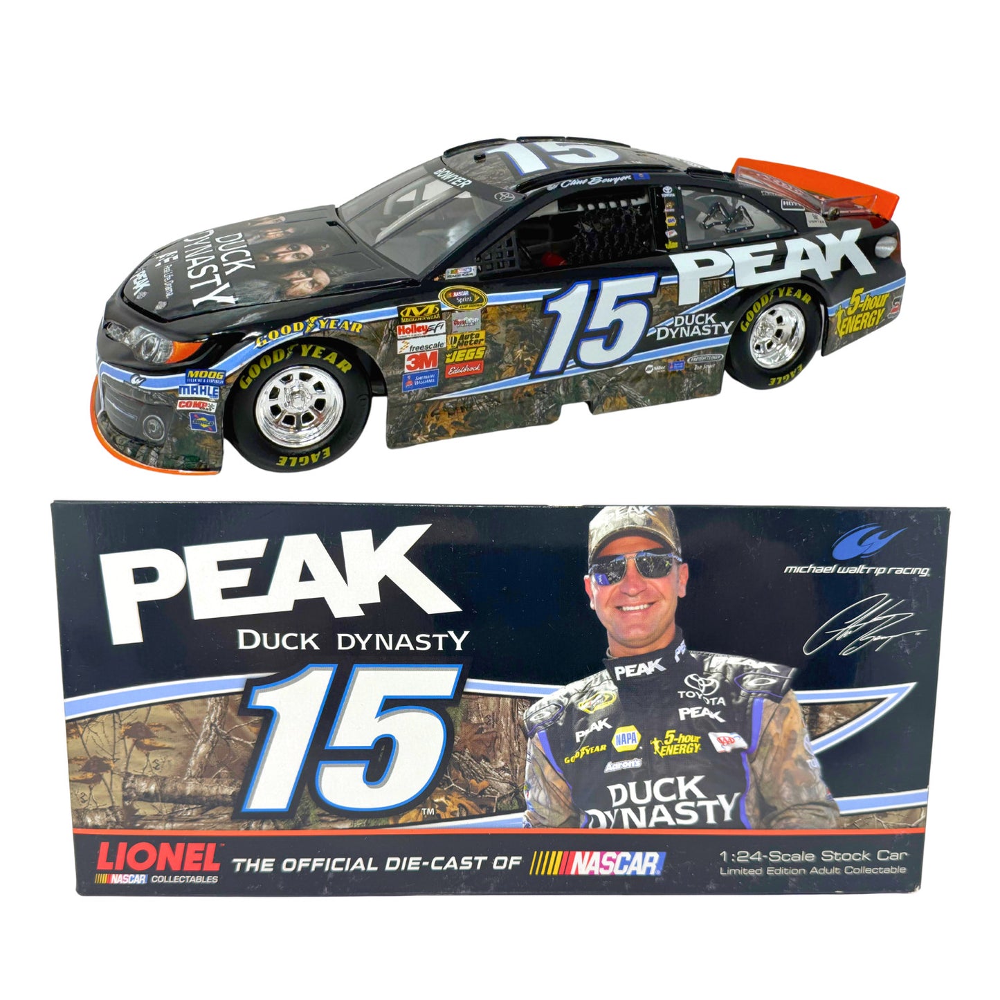 Action NASCAR Clint Bowyer #15 Peak Duck Dynasty 2013 Toyota Camry 1:24 Diecast