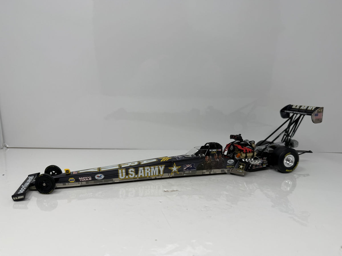 Action NHRA Tony Schumacher U.S Army Top Fuel Dragster 1:24 Diecast Liquid Color