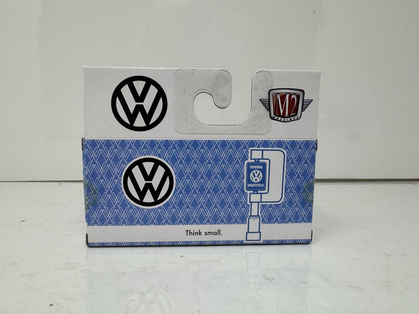 M2 Machines 1960 Volkswagen VW Single Cab Truck 1:64 Diecast