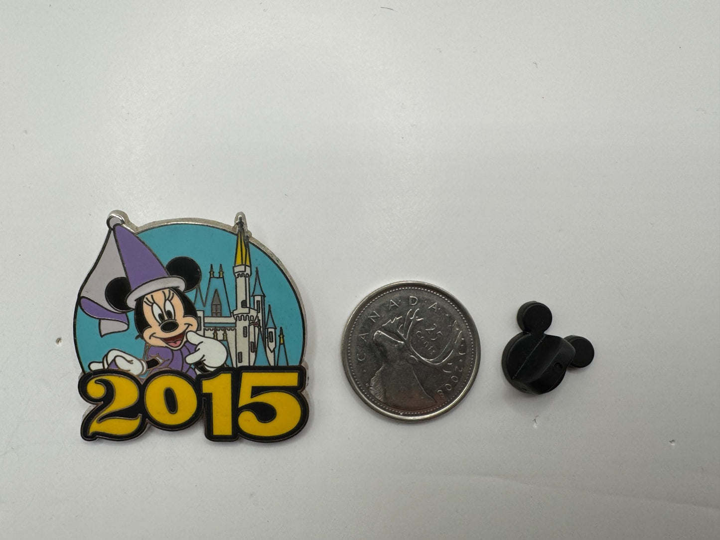 WDW Disney Minnie Magic Kingdom 2015 Starter Trading Pin DC2S12