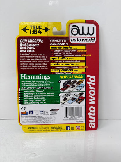 Auto World Muscle Trucks 1980 Chevy Silverado Stepside Green 1:64 Diecast