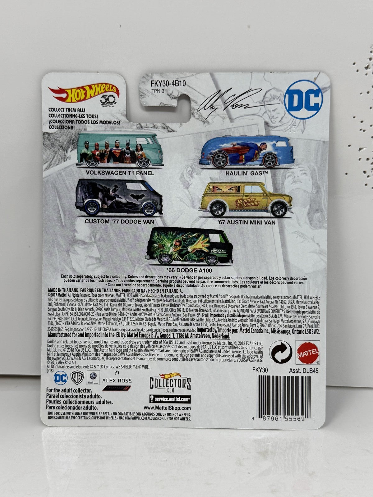 Hot Wheels DC Comics Volkswagen T1 Panel 1:64 Diecast Real Riders