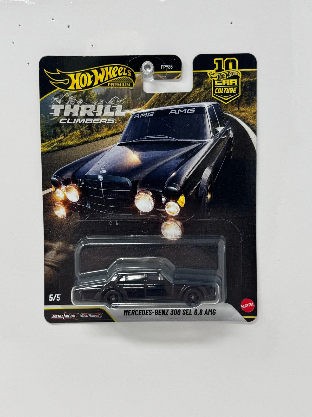 Hot Wheels Premium Thrill Climbers Mercedes-Benz 300 SEL 6.8 AMG 1:64 Diecast