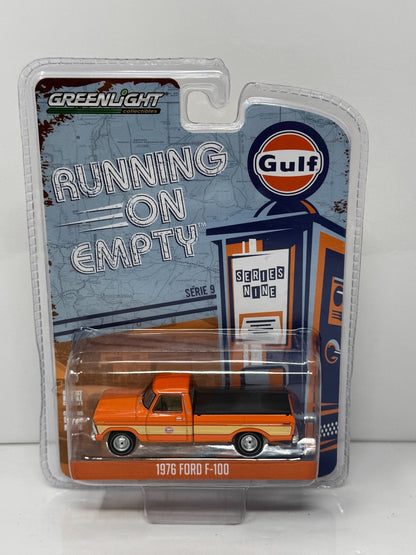 Greenlight Running On Empty 1976 Ford F-100 Gulf 1:64 Diecast