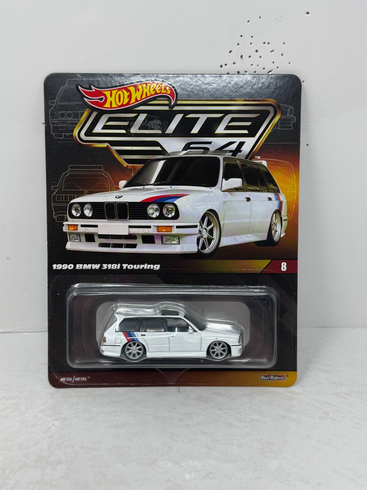 Hot Wheels Elite 64 1990 BMW 318i Touring 1:64 Diecast