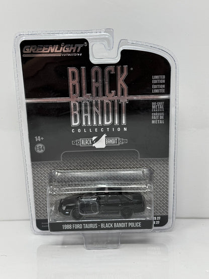 Greenlight Black Bandit Collection 1988 Ford Taurus Police 1:64 Diecast