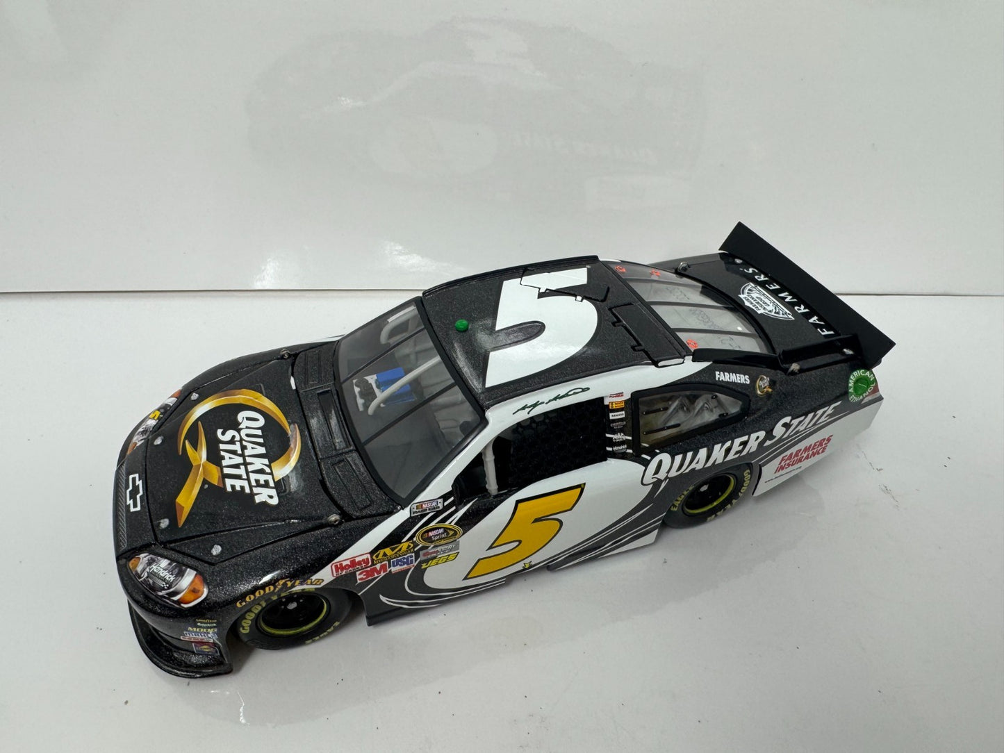 Lionel NASCAR Kasey Kahne #5 Quaker State Galaxy 2012 Chevy Impala 1:24 Diecast