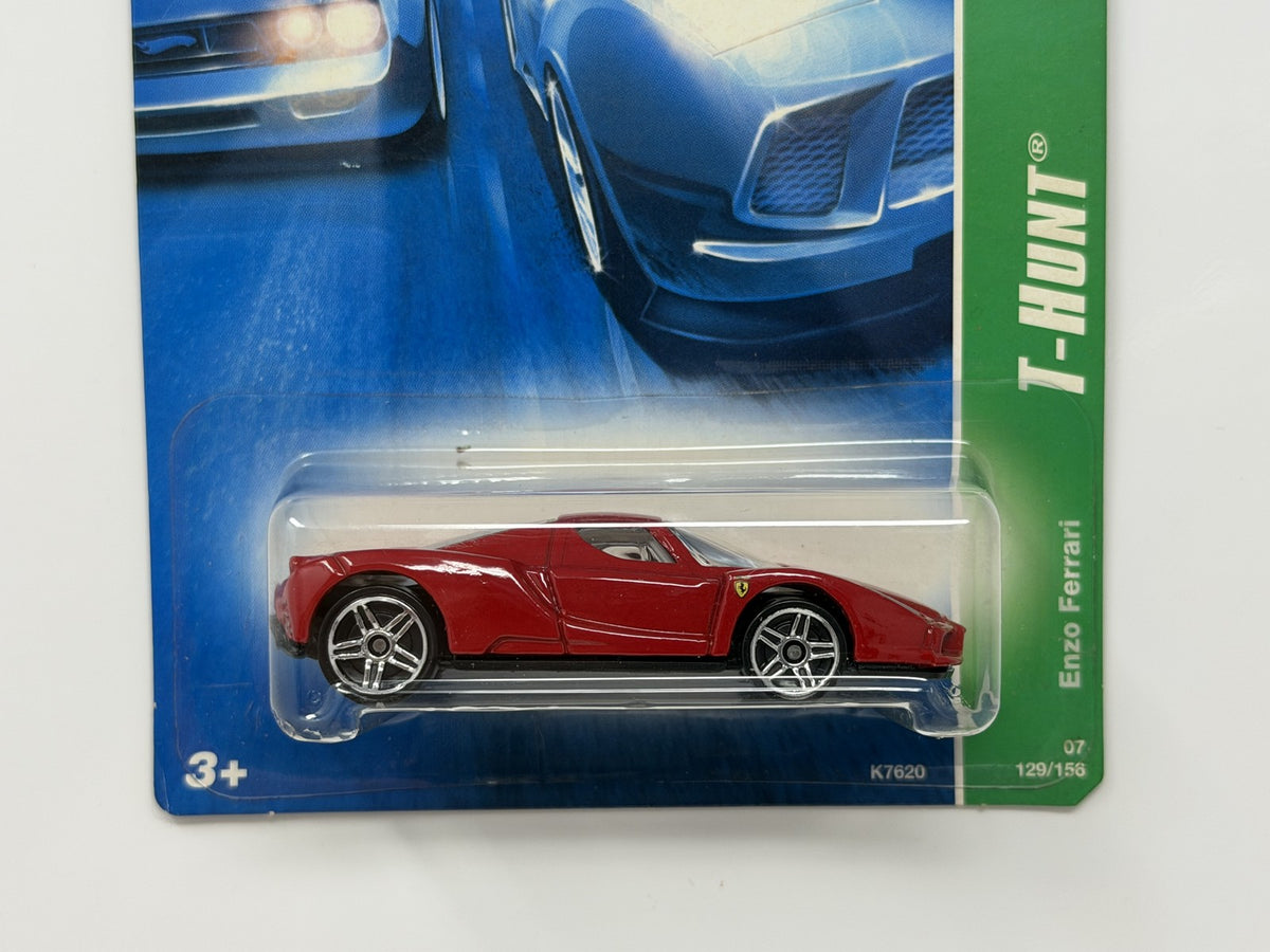 Hot Wheels Treasure Hunt Enzo Ferrari 1:64 Diecast Red