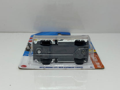Hot Wheels Hot Trucks 1978 Dodge Li’l Red Express Truck 1:64 Diecast V4