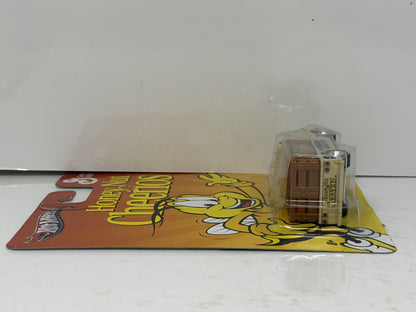 Hot Wheels General Mills Cheerios 1951 GMC C.O.E. 1:64 Diecast Real Riders