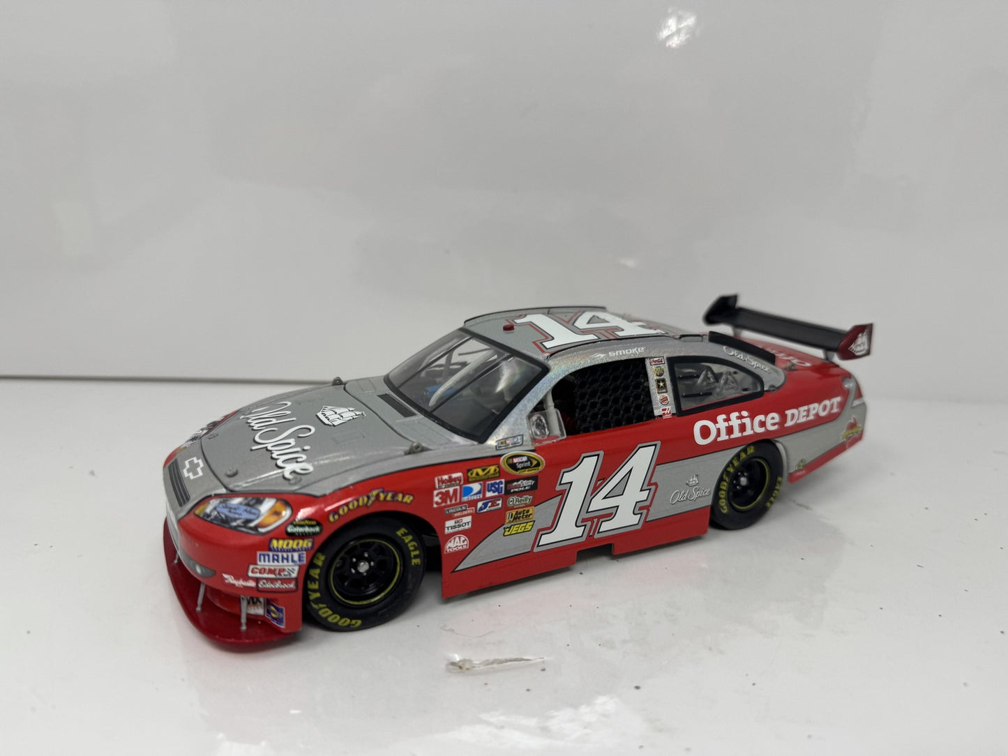 Lionel NASCAR Tony Stewart #14 Old Spice Chevy Impala Flashcoat 1:24 Diecast