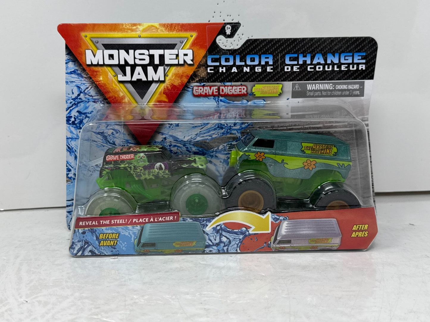 Monster Jam Color Change Grave Digger & Mystery Machine 1:64 Diecast