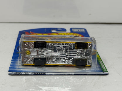 Hot Wheels 2001 Treasure Hunt Series 1967 Dodge Charger 1:64 Diecast Real Riders