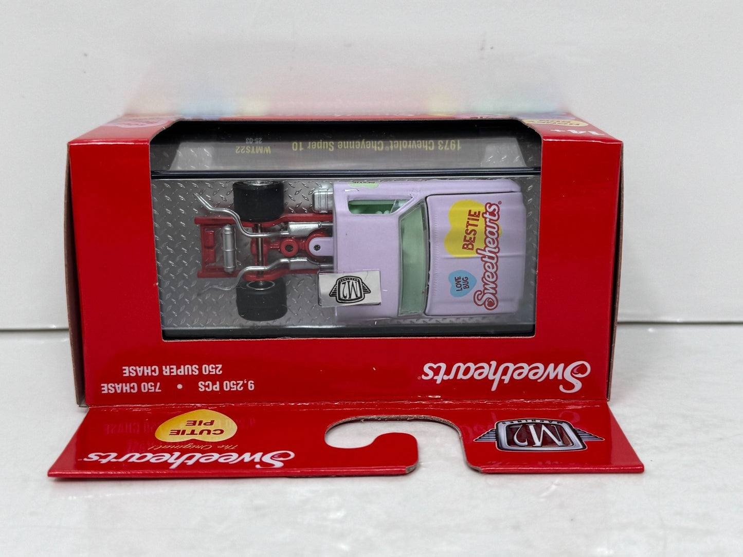 M2 Machines Sweethearts 1973 Chevrolet Cheyenne Super 10 1:64 Diecast