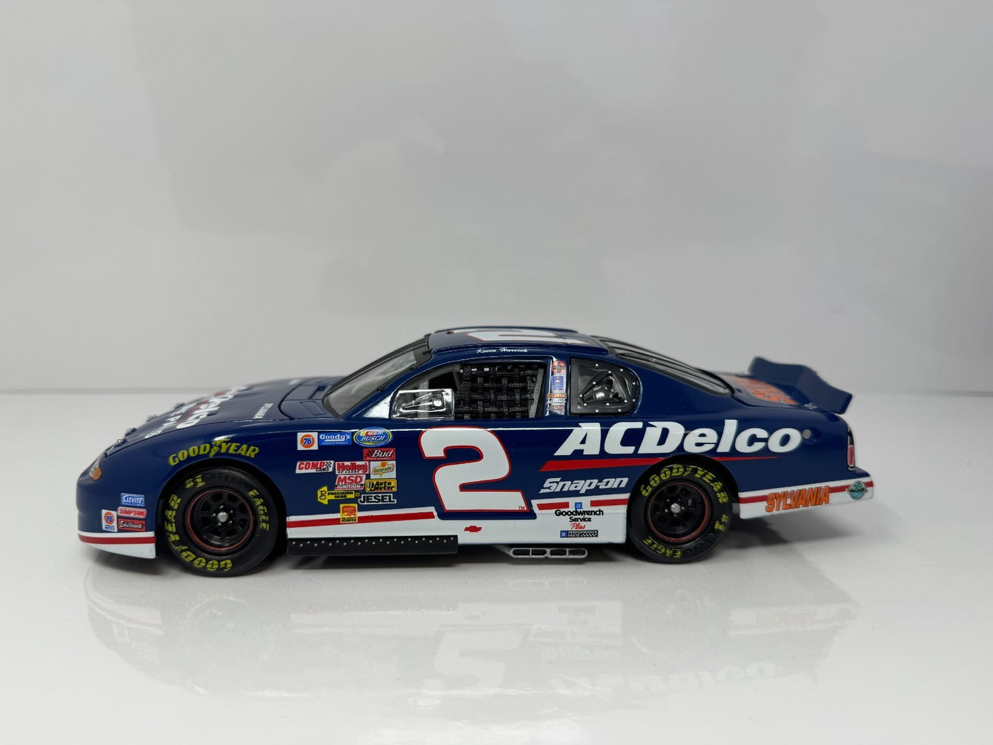 Action NASCAR Kevin Harvick #2 ACDelco 2001 Monte Carlo 1:24 Diecast