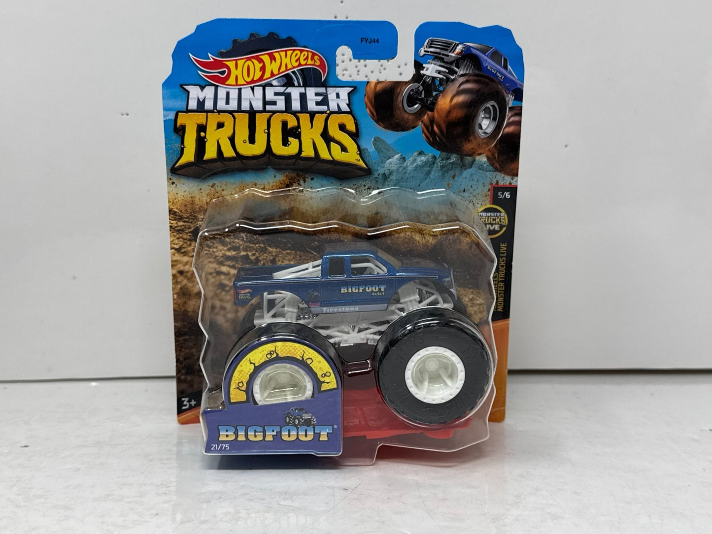 Hot Wheels Monster Trucks Bigfoot 1:64 Diecast Monster Trucks Live