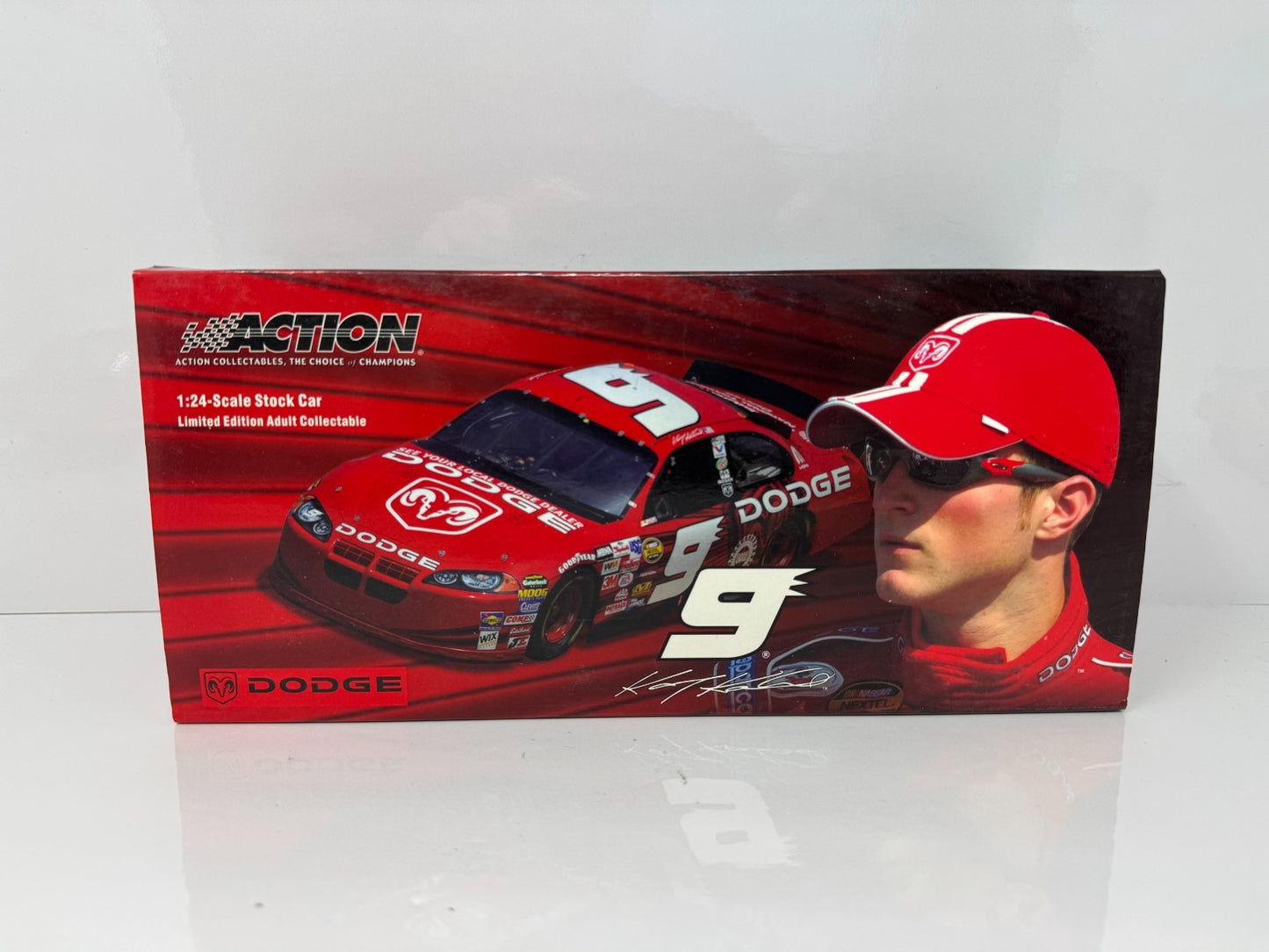 Action NASCAR Kasey Kahne #9 Dodge Dealers 2004 Intrepid 1:24 Diecast