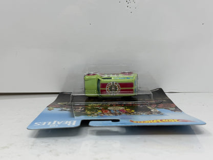 Hot Wheels The Beatles Sgt. Pepper 1967 Austin Mini Van 1:64 Diecast Real Riders
