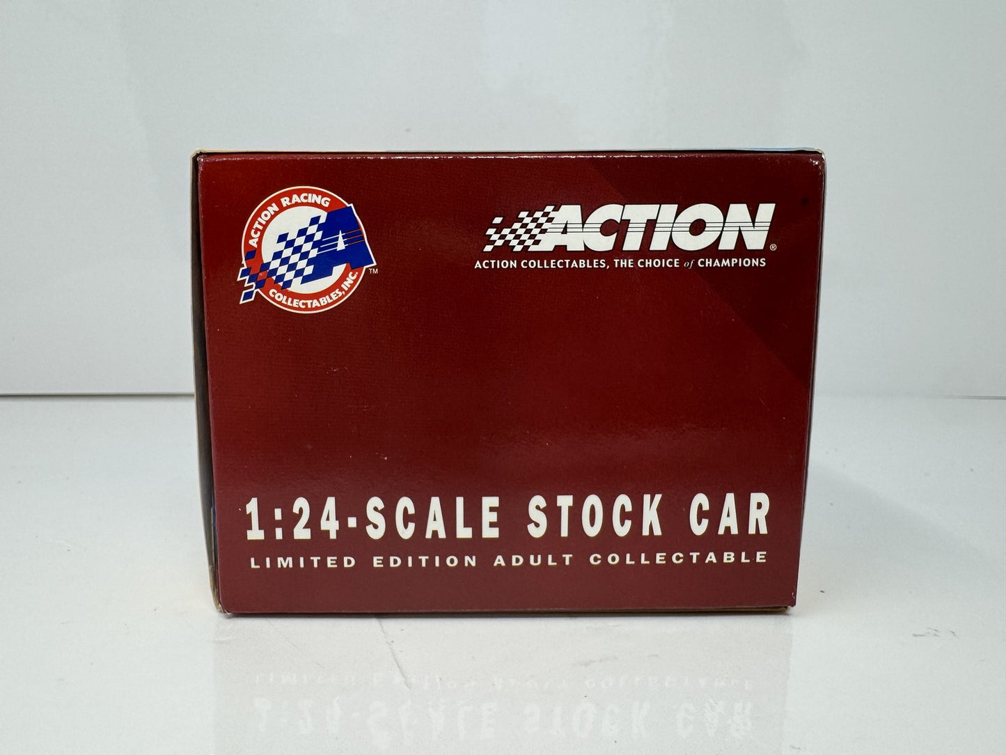 Action Nascar Kyle Petty #45 Georgia Pacific Garfield 2003 Intrepid 1:24 Diecast