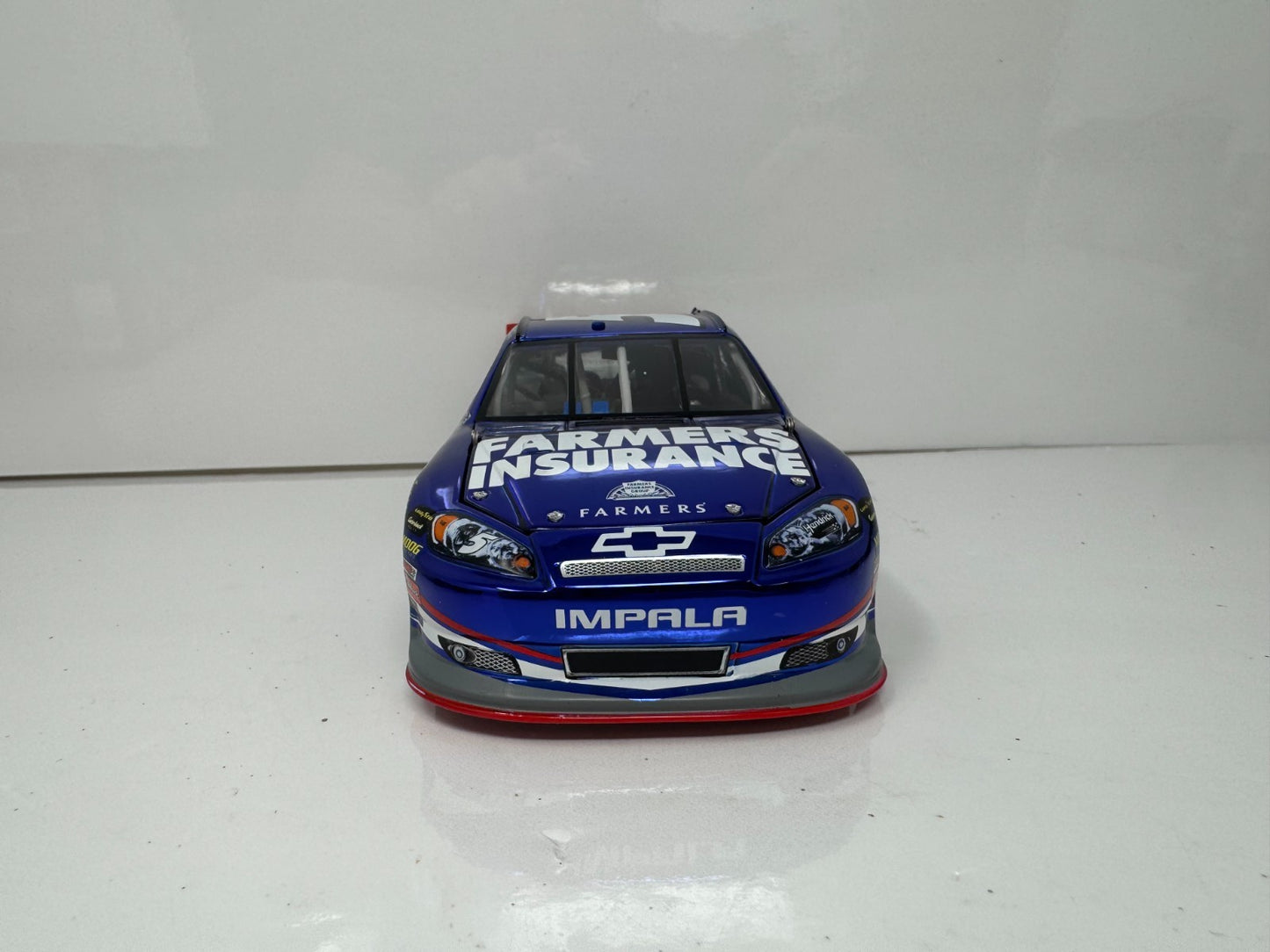Lionel NASCAR Kasey Kahne #5 Farmers Insurance Color Chrome 2012 1:24 Diecast