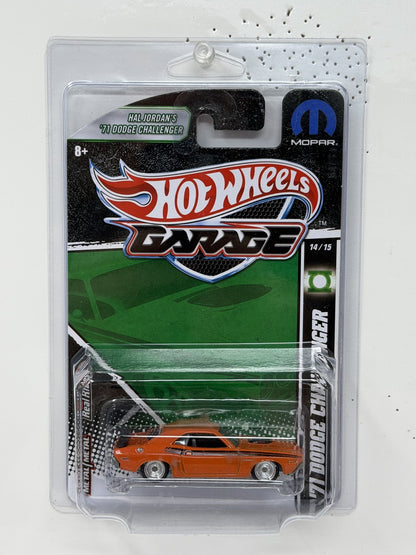 Hot Wheels Garage Green Lantern 1971 Dodge Challenger 1:64 Diecast