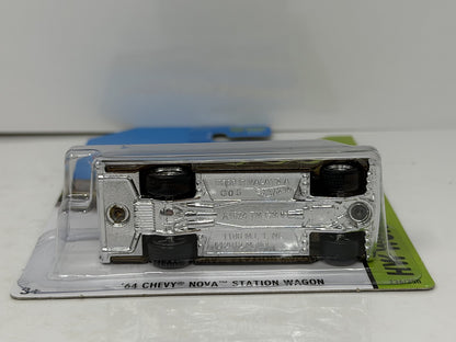 Hot Wheels Super Treasure Hunt 1964 Chevy Nova Station Wagon 1:64 Diecast STH