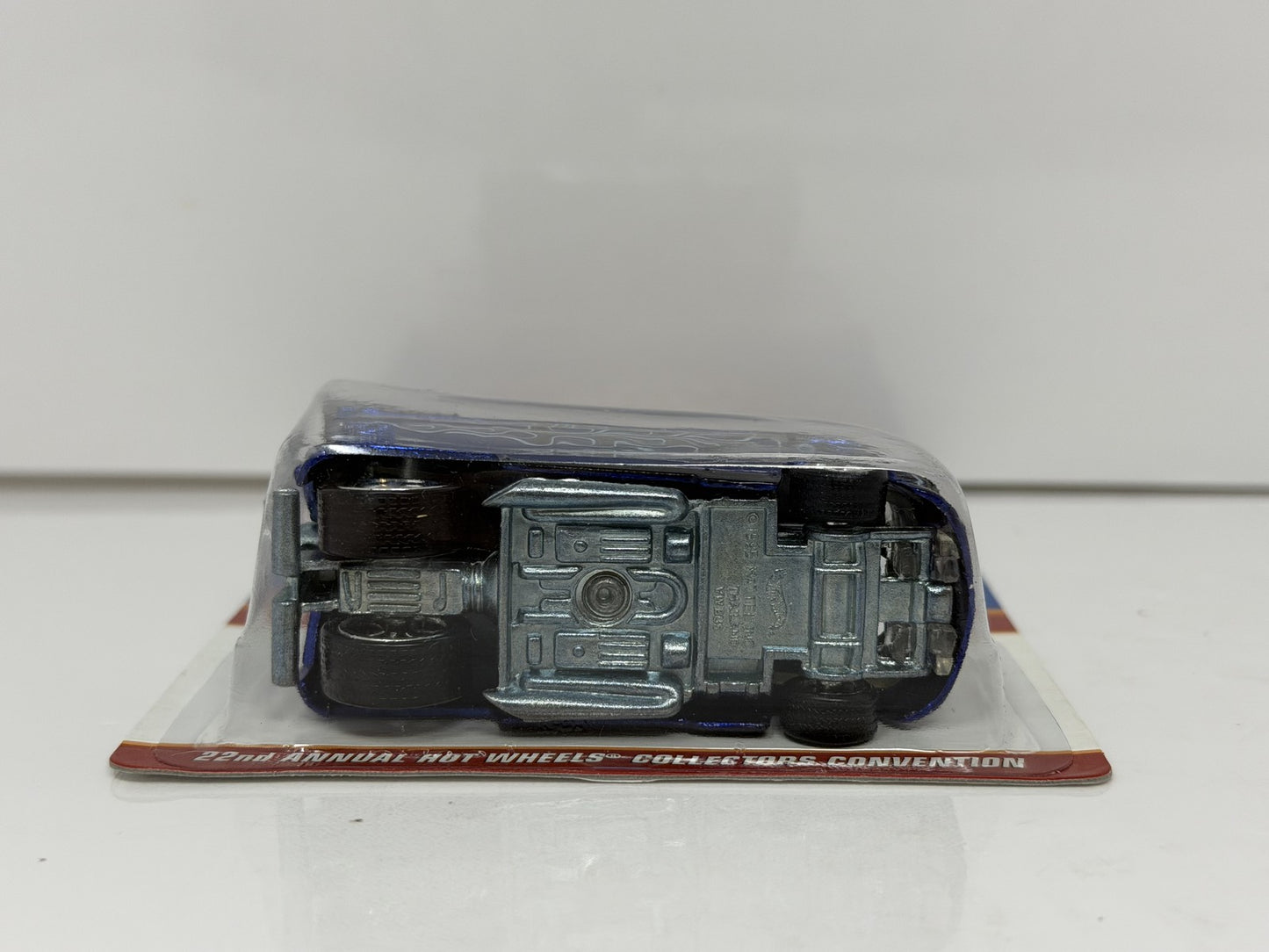 Hot Wheels 2008 22nd Collectors Convention Volkswagen Drag Bus 1:64 Diecast