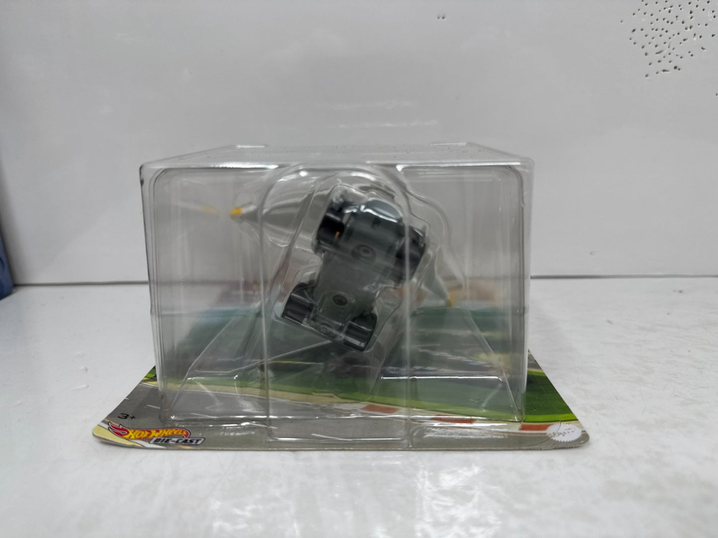 Hot Wheels Mario Kart Donkey Kong B-Dasher + Super Glider 1:64 Diecast