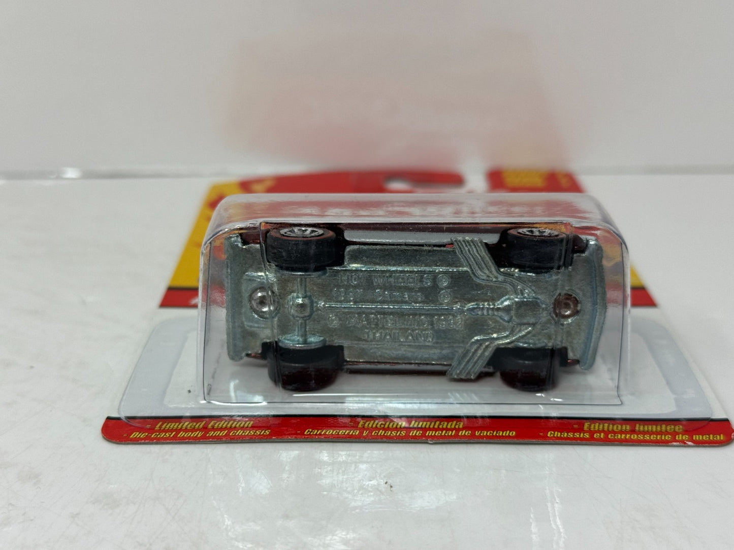 Hot Wheels Classics 1967 Camaro 1:64 Diecast