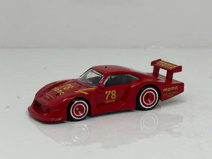 Hot Wheels Team Transport Momo Porsche 962 & 935 with Fleet Flyer 1:64 Diecast