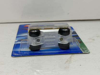 Hot Wheels T-Hunt Hummer H3T Concept 1:64 Diecast Real Riders