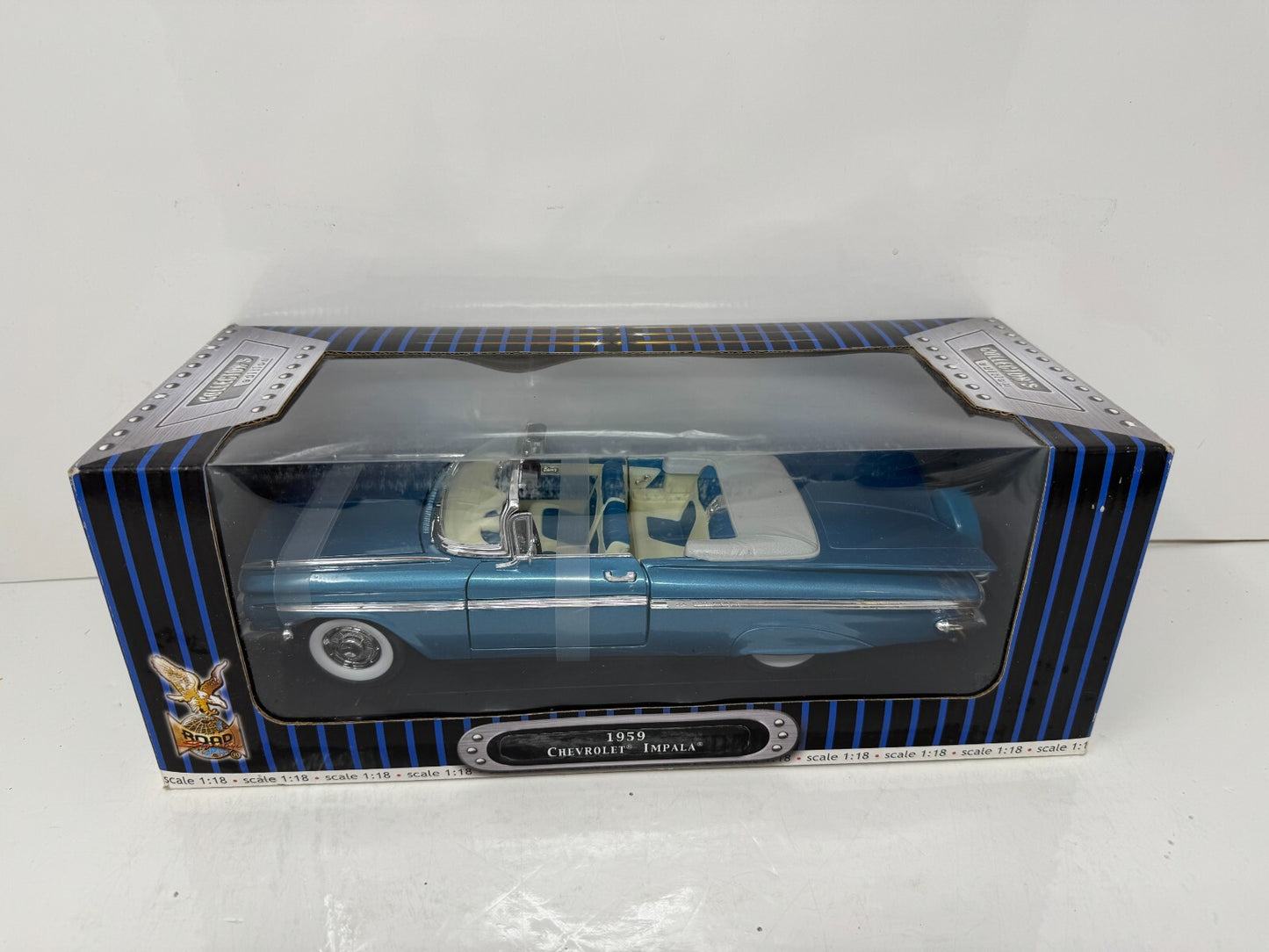 Yat Ming Road Signature 1959 Chevrolet Impala 1:18 Diecast