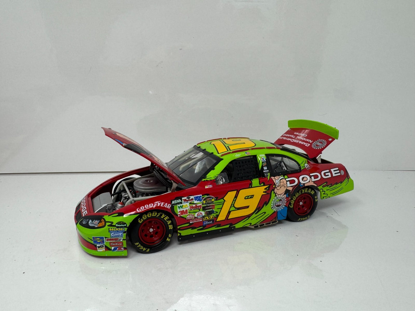 Action NASCAR Jeremy Mayfield #19 Popeye 75th 2004 Dodge Intrepid 1:24 Diecast