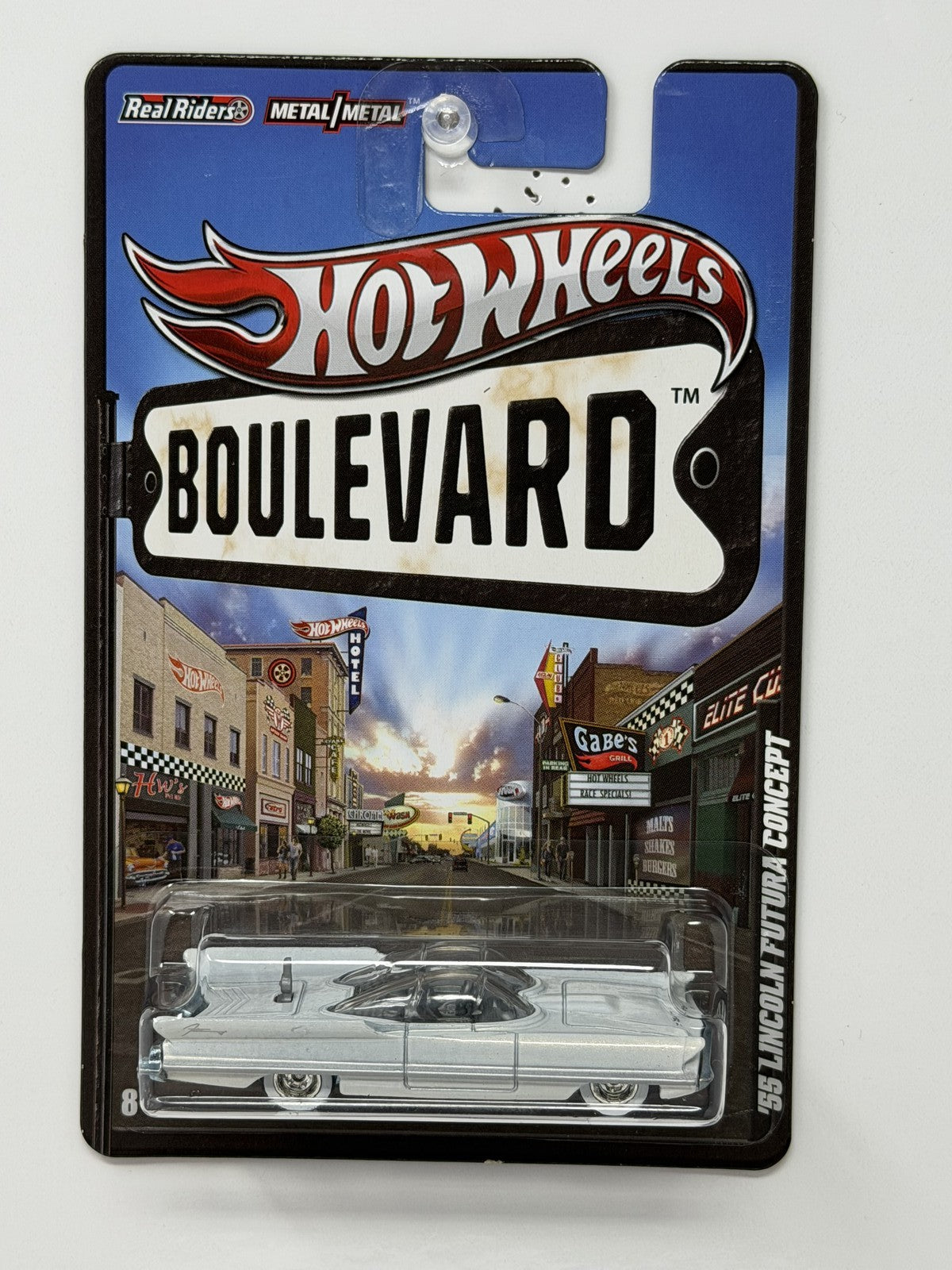 Hot Wheels Boulevard 1955 Lincoln Futura Concept 1:64 Diecast Real Riders White