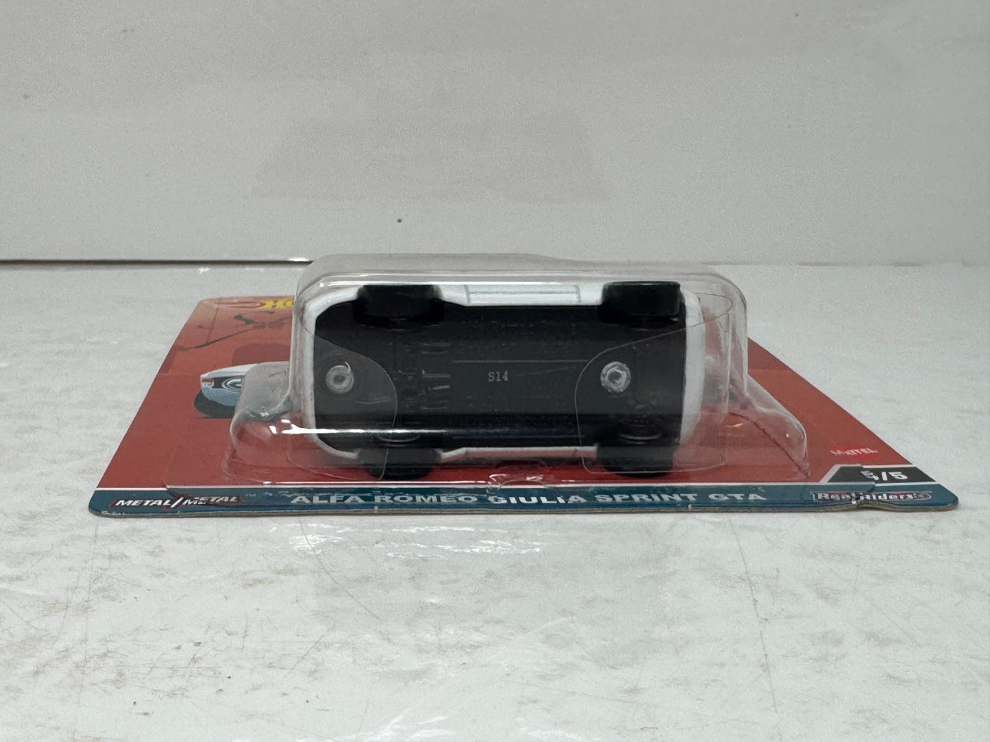 Hot Wheels Premium Spettacolare Alfa Romeo Giulia Sprint GTA 1:64 Diecast