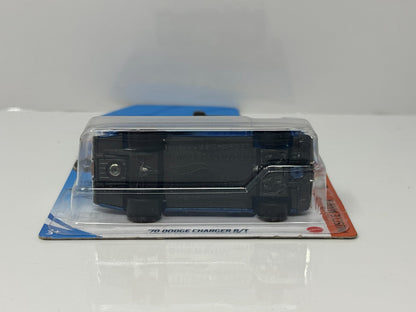 Hot Wheels Muscle Mania 1970 Dodge Charger RT 1:64 Diecast Blue