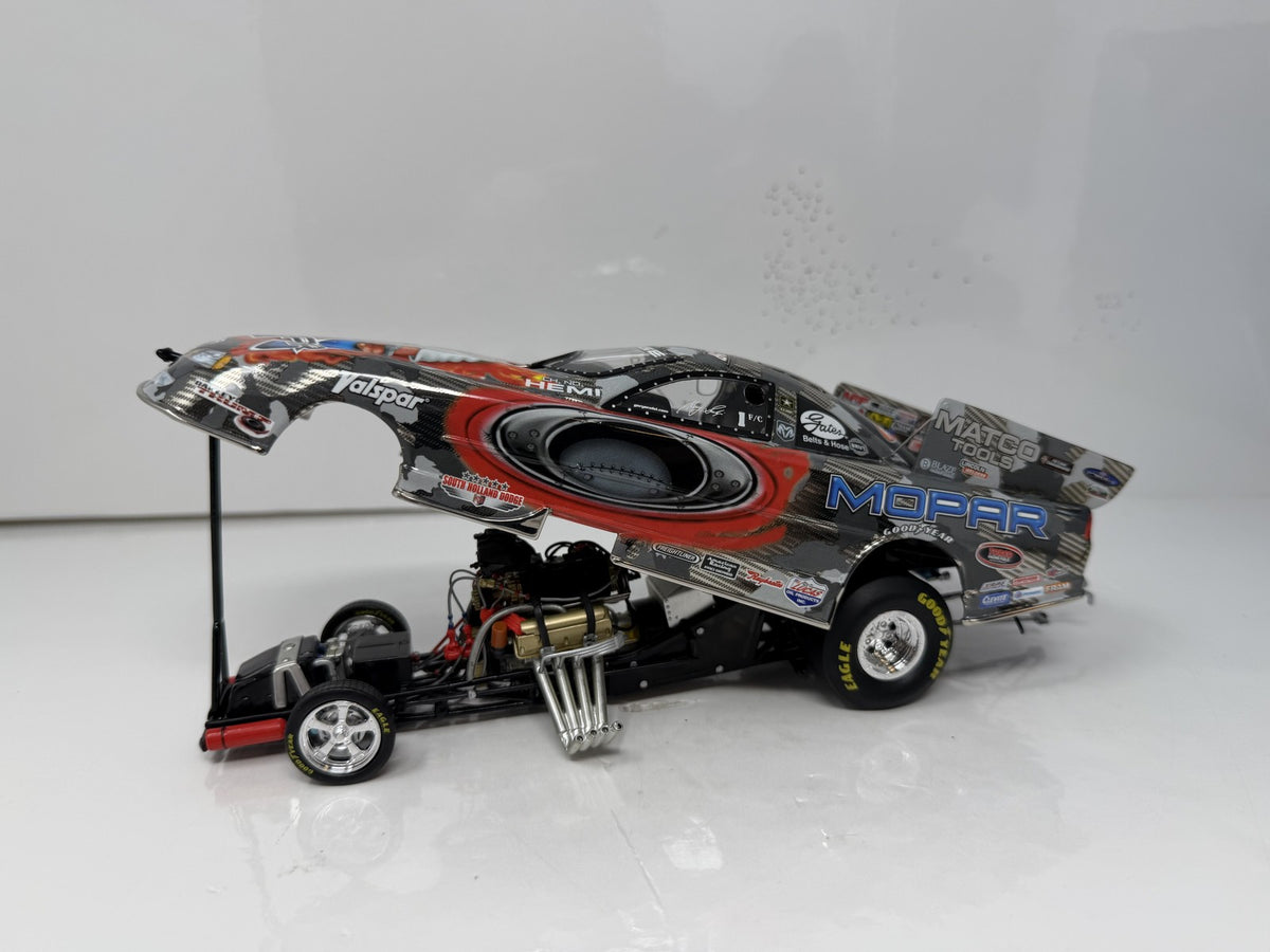 Action NHRA Gary Scelzi Mopar Oakley 2005 Dodge Charger Chrome 1:24 Diecast