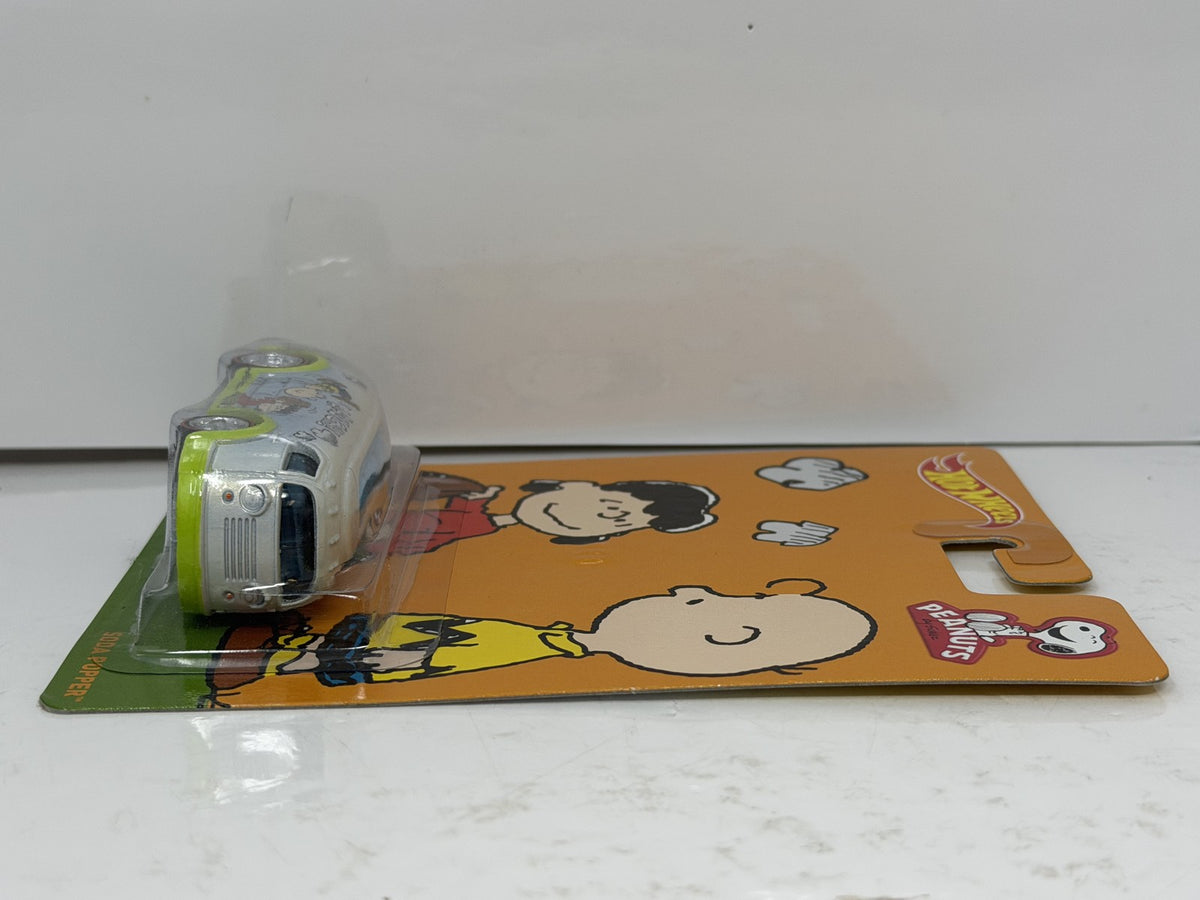 Hot Wheels Peanuts Soda Popper 1:64 Diecast Real Riders