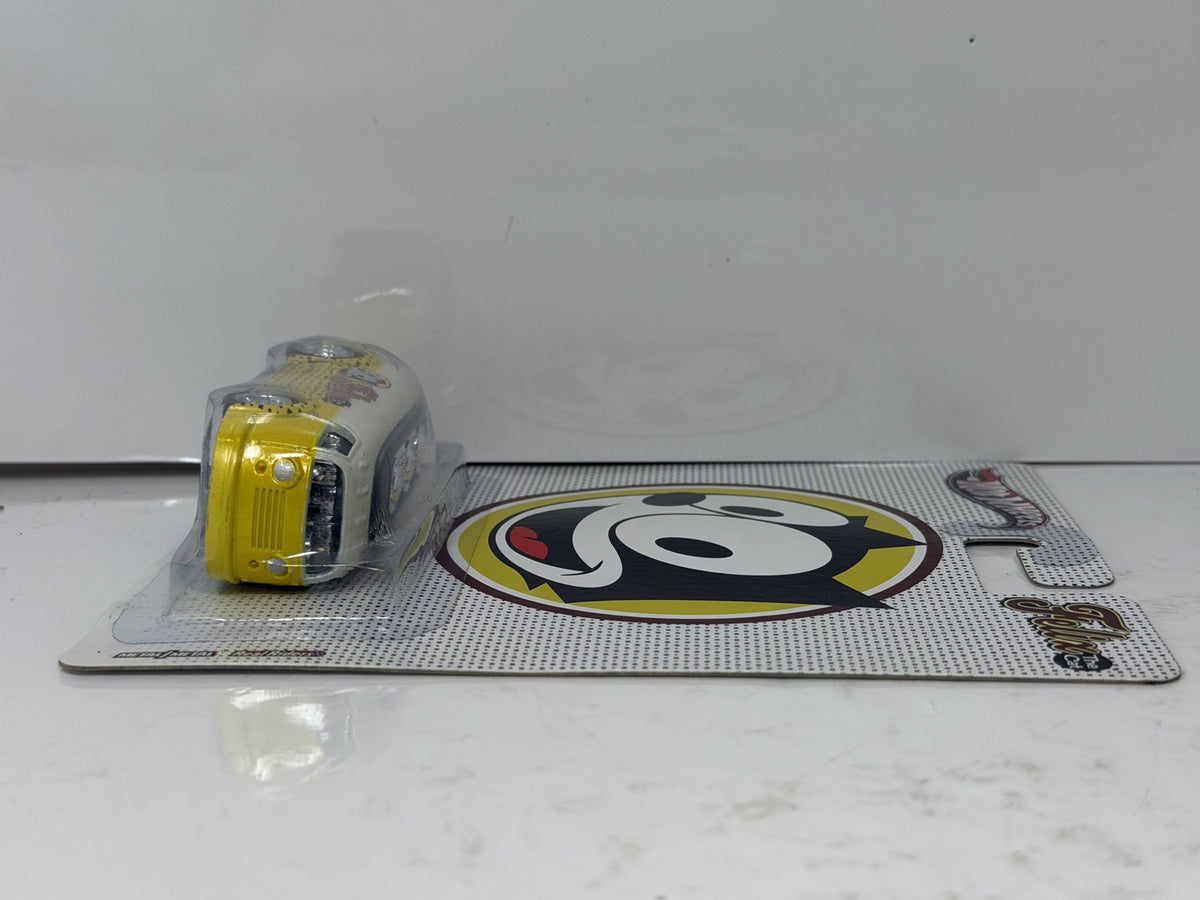 Hot Wheels Felix the Cat Haulin' Gas 1:64 Diecast Real Riders