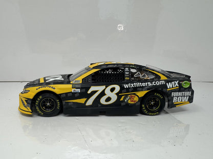 Lionel NASCAR Martin Truex Jr. #78 Wix Filters 2017 Toyota Camry 1:24 Diecast