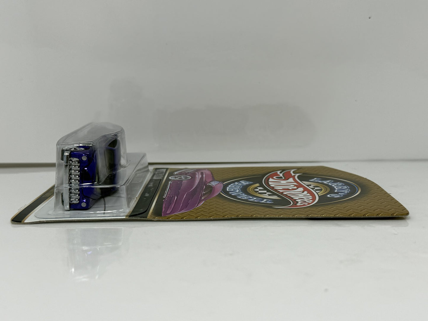 Hot Wheels Larry Wood's Farewell Purple Passion 1:64 Diecast 3857/5000
