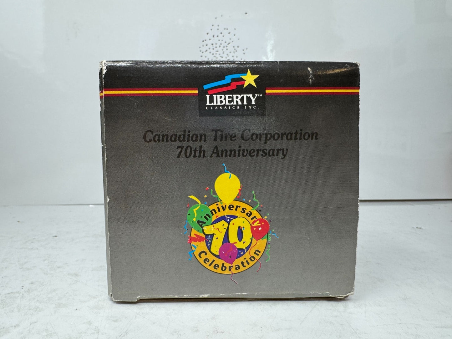 Liberty Classics Canadian Tire Ford Model A Delivery Van 1:24 Diecast