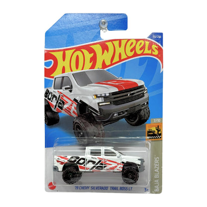 Hot Wheels Baja Blazers 2019 Chevy Silverado Trail Boss LT 1:64 Diecast