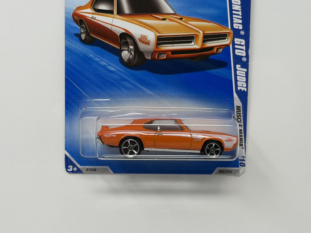 Hot Wheels Muscle Mania 1969 Pontiac GTO Judge 1:64 Diecast Orange
