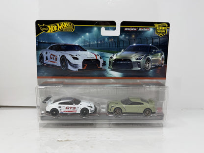 Hot Wheels Premium Nissan GT-R Nismo GT3 & GT-R R35 2-Pack 1:64 Diecast