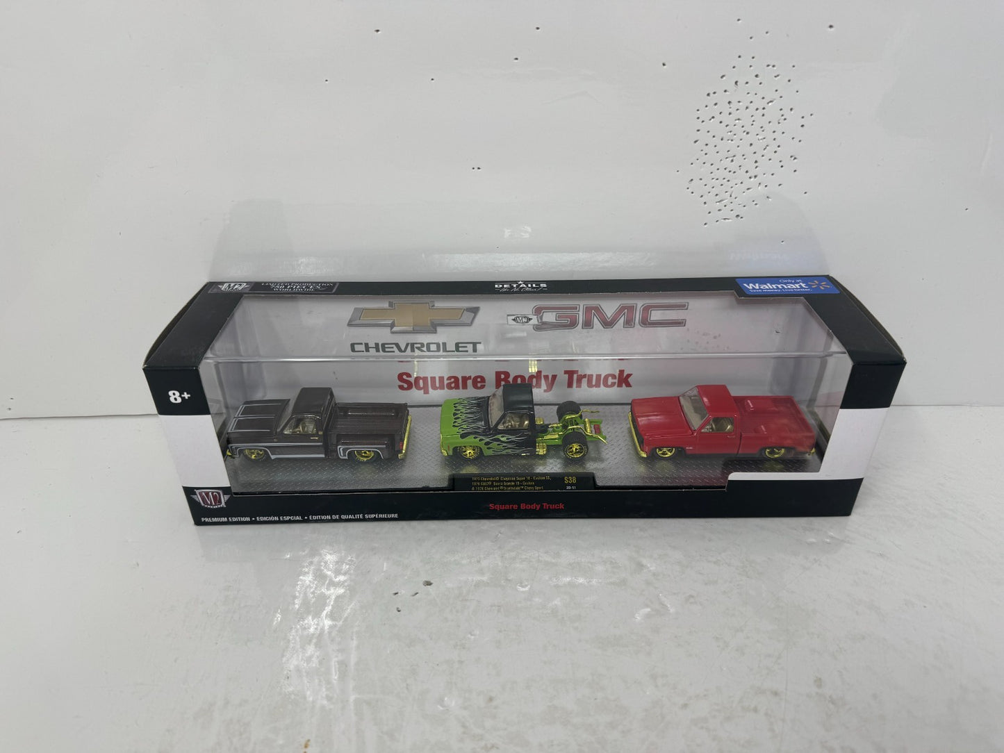 M2 Machines Square Body Truck Chevrolet GMC 3 Truck CHASE Set 1:64 Diecast